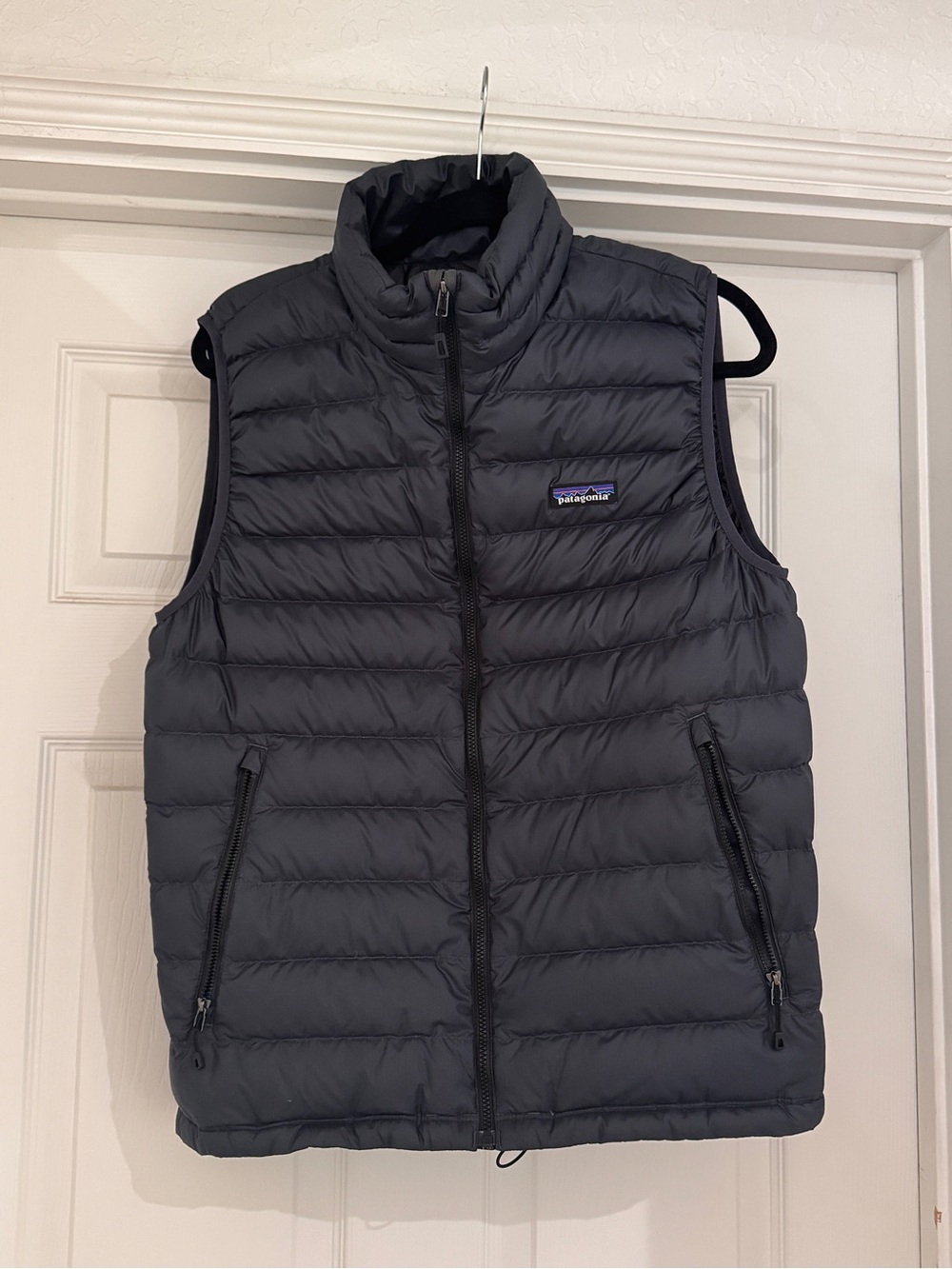 Patagonia Men's Insulated Quilted Vest - Dark Blue